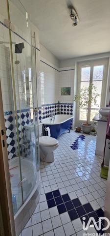 Maison à vendre 6 pièces 214 m² Villeneuve-sur-Yonne