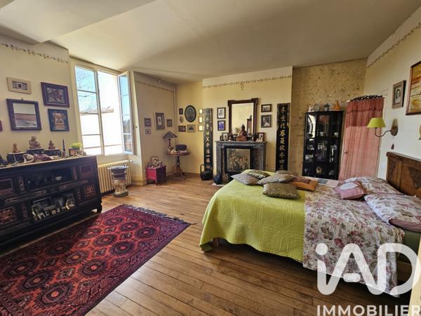 Maison à vendre 6 pièces 214 m² Villeneuve-sur-Yonne