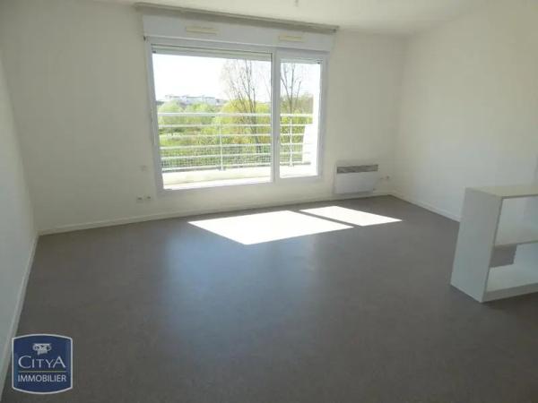 Appartement à louer 1 pièce 27.7m²