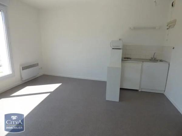 Appartement à louer 1 pièce 27.7m²