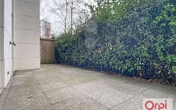 Appartement à vendre    2 pièces • 47,55 m2 Issy-les-Moulineaux