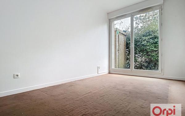 Appartement à vendre    2 pièces • 47,55 m2 Issy-les-Moulineaux