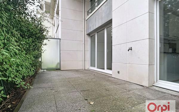 Appartement à vendre    2 pièces • 47,55 m2 Issy-les-Moulineaux