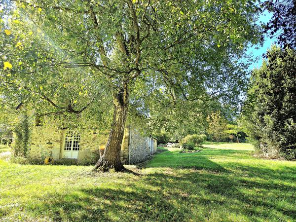 À vendre - Longère de caractère à Brissarthe - 130m²