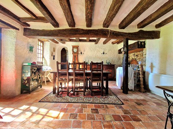 À vendre - Longère de caractère à Brissarthe - 130m²