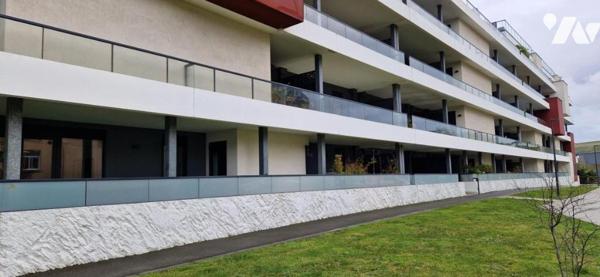 Saint Malo - Clos Cadot - Appartement T2 (44m²) loué - Terrasse (15.5m²) Sud-Ouest - RDC - Parking