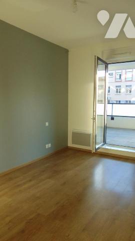 Saint Malo - Clos Cadot - Appartement T2 (44m²) loué - Terrasse (15.5m²) Sud-Ouest - RDC - Parking