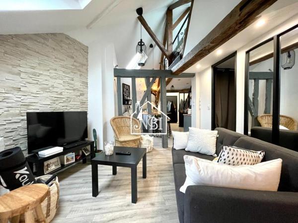 À VENDRE Immeuble de rapport 8 lots LAVAL HYPER CENTRE