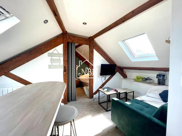 À VENDRE Immeuble de rapport 8 lots LAVAL HYPER CENTRE