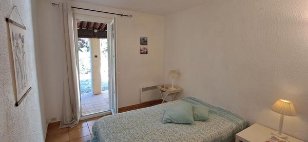 Charmante villa rénovée de 97 m² avec aperçu mer