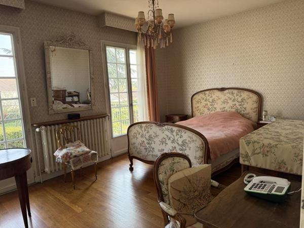 Maison à vendre |  Domérat |  6 pièces | 206 m²