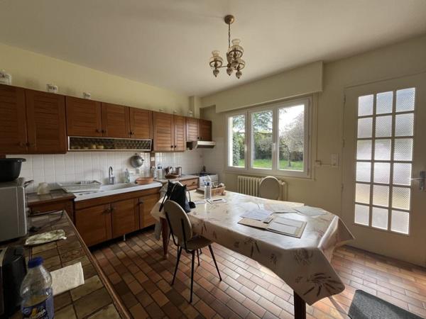 Maison à vendre |  Domérat |  6 pièces | 206 m²