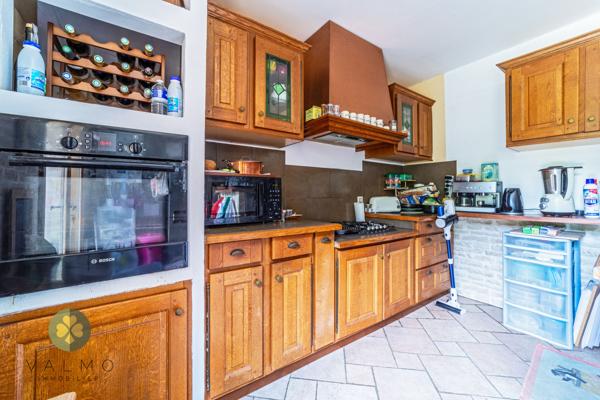 Maison
                                                                                                                                                                                                                                                                                                                        6 pièce(s)                                                                                                                                                                                                          4 chambre(s)                                                                                                                                                                                                          197  m²