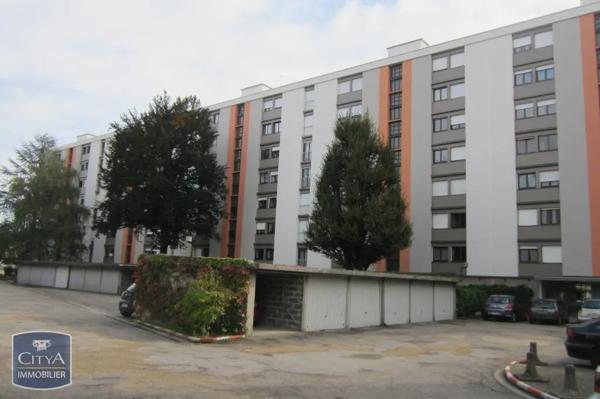 Appartement à louer 3 pièces 57.87m²