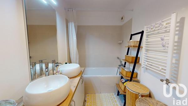 Appartement 3 pièces de 55 m² à Marseille (13013)