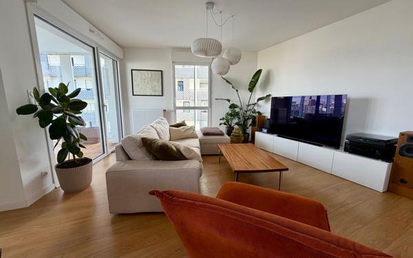 Appartement à vendre    3 pièces • 70 m2 Brest