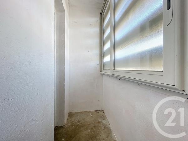Appartement F4 à vendre  4 pièces - 60 m2 BAGNOLS SUR CEZE - 30