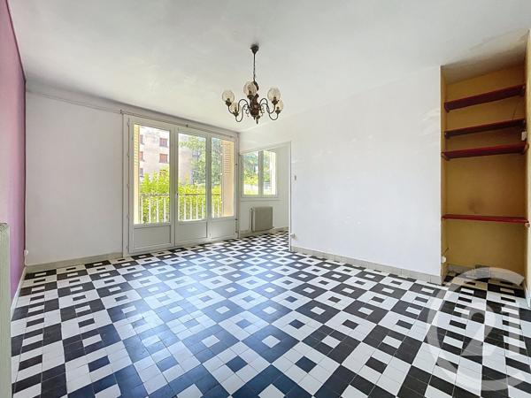 Appartement F4 à vendre  4 pièces - 60 m2 BAGNOLS SUR CEZE - 30