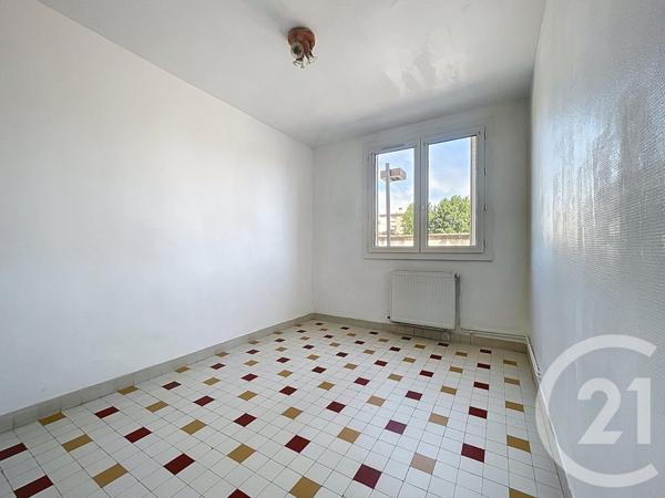 Appartement F4 à vendre  4 pièces - 60 m2 BAGNOLS SUR CEZE - 30