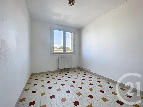 Appartement F4 à vendre  4 pièces - 60 m2 BAGNOLS SUR CEZE - 30