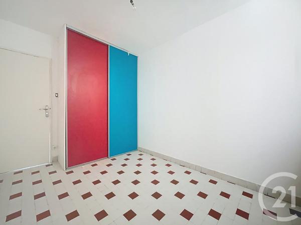 Appartement F4 à vendre  4 pièces - 60 m2 BAGNOLS SUR CEZE - 30