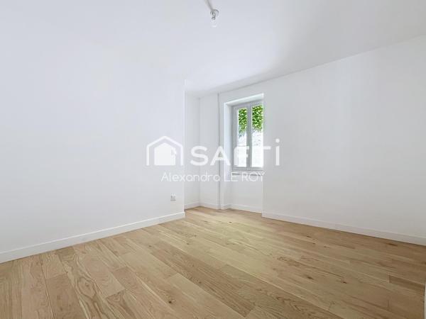 Maison avec Jardin, Terrasse ET Garage !!!