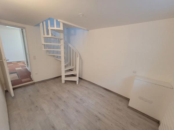 Maison Verrieres Le Buisson 6 pièce(s) 103 m2