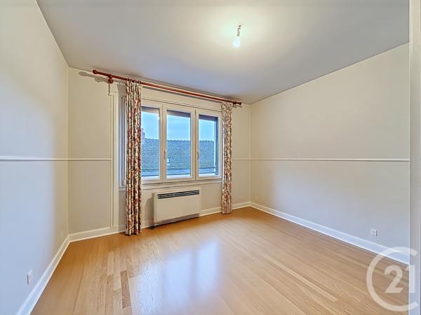 Appartement F2 à vendre  2 pièces - 67,80 m2 SENS - 89