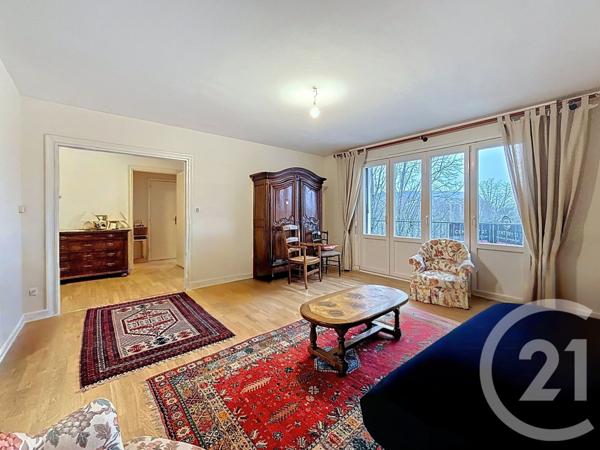 Appartement F2 à vendre  2 pièces - 67,80 m2 SENS - 89