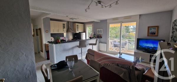 Appartement T2 à vendre  2 pièces - 49,40 m2 HYERES - 83