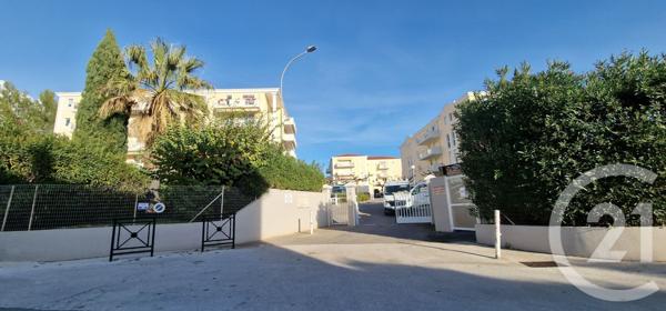 Appartement T2 à vendre  2 pièces - 49,40 m2 HYERES - 83