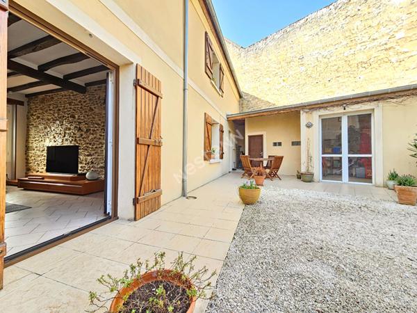 MAISON 5 PIECES EN PLEIN CENTRE DE MARINES - COUR, GARAGE ET DÉPENDANCES