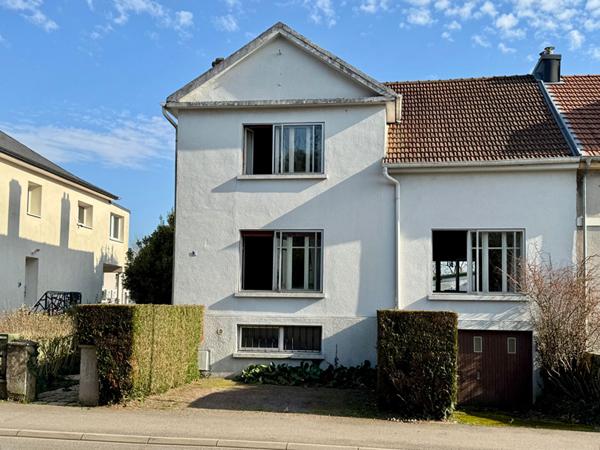 Maison T5 avec jardin et garage - à fort potentiel à Guentrange - à visiter rapidement