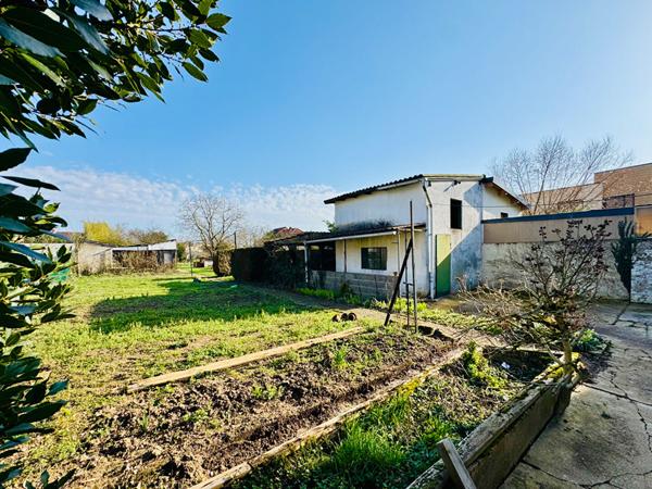Maison T5 avec jardin et garage - à fort potentiel à Guentrange - à visiter rapidement