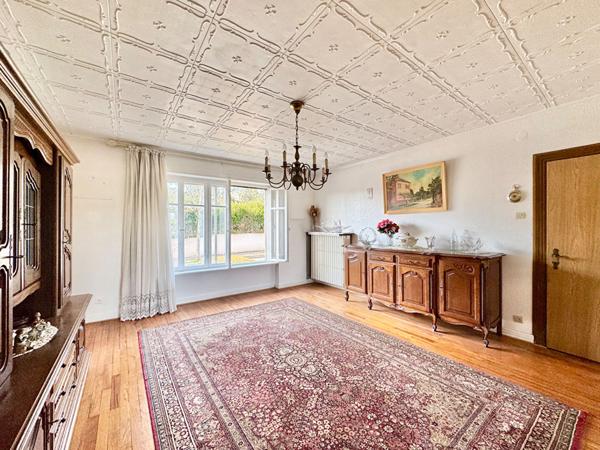 Maison T5 avec jardin et garage - à fort potentiel à Guentrange - à visiter rapidement