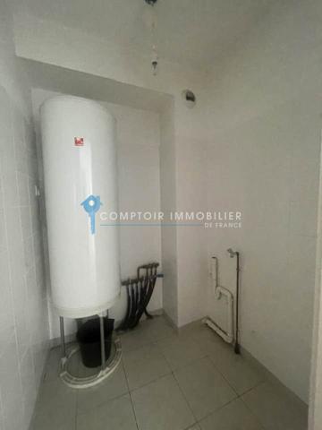 Appartement
                                                                                                                                                                                                                                                                                                                        3 pièce(s)                                                                                                                                                                                                          2 chambre(s)                                                                                                                                                                                                          60  m²