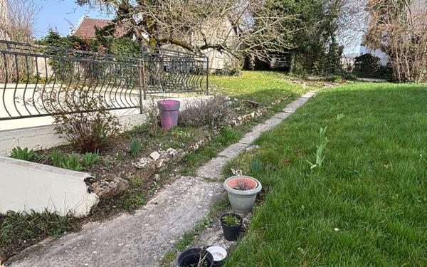 Maison à vendre    5 pièces •  Épernay