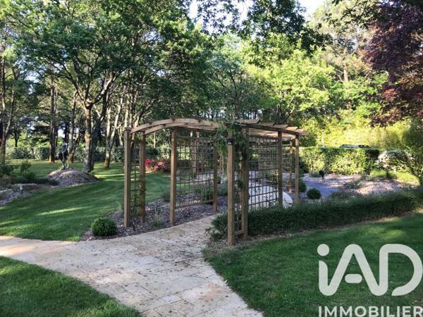 Maison à vendre 7 pièces 193 m² Theix-Noyalo