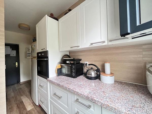 SURESNES - Grand Appartement 2 pièces lumineux de 44m² à vendre  - avec cave