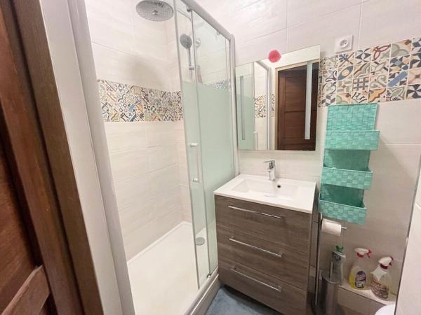 SURESNES - Grand Appartement 2 pièces lumineux de 44m² à vendre  - avec cave