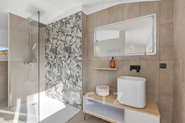 -Exclusivité- Maison d’architecte avec piscine à débordement – Manosque