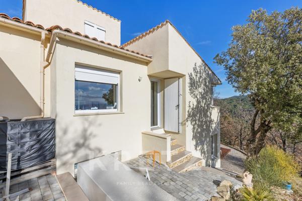 -Exclusivité- Maison d’architecte avec piscine à débordement – Manosque