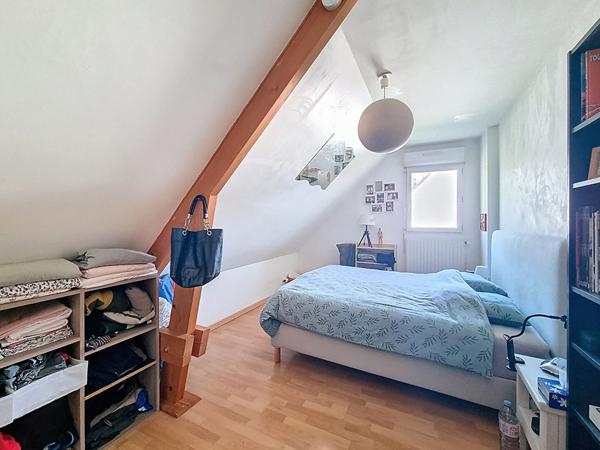 TOURS NORD - SAINTE RADEGONDE - Maison 6 pièces avec 4 chambres, 120 m² avec sous-sol complet et jardin