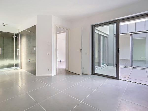 Appartement avec terrasse à vendre à Brive la Gaillarde - Quartier ancienne caserne - 2 chambres - Une terrasse - Pompe à chaleur