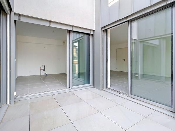 Appartement avec terrasse à vendre à Brive la Gaillarde - Quartier ancienne caserne - 2 chambres - Une terrasse - Pompe à chaleur