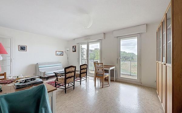Appartement à vendre    3 pièces • 61,18 m2 La Rochelle