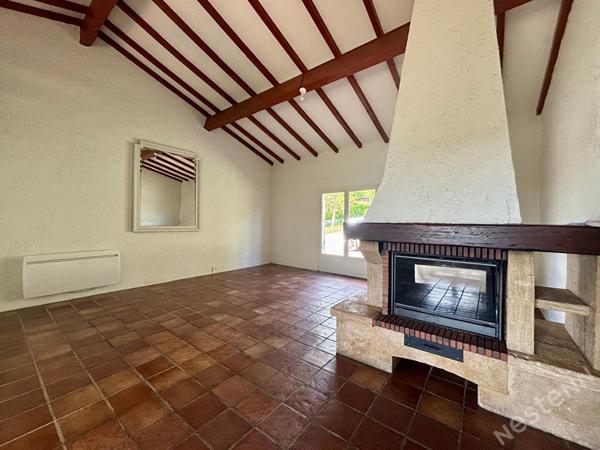 A LOUER - Colayrac Saint Cirq - Maison T5 avec garage et jardin.