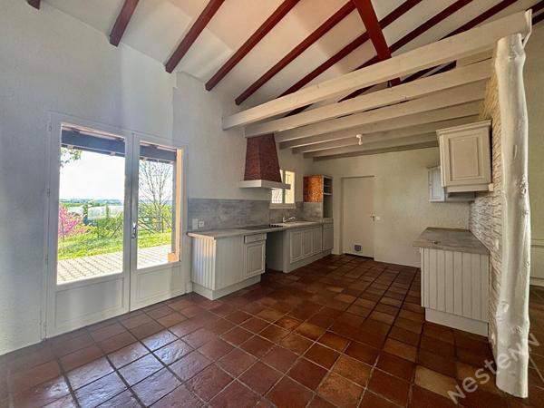 A LOUER - Colayrac Saint Cirq - Maison T5 avec garage et jardin.