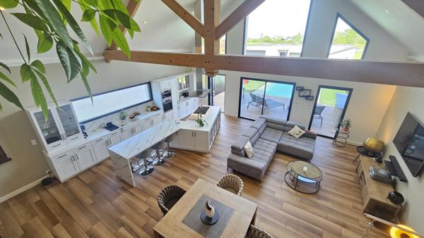 Maison d'architecture contemporaine, de charme et moderne avec piscine à Montoir De Bretagne d'environ 180 m2