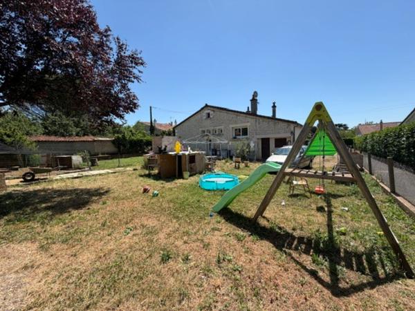 Maison 4 pièce(s) 3 chambre(s) 82 m²
